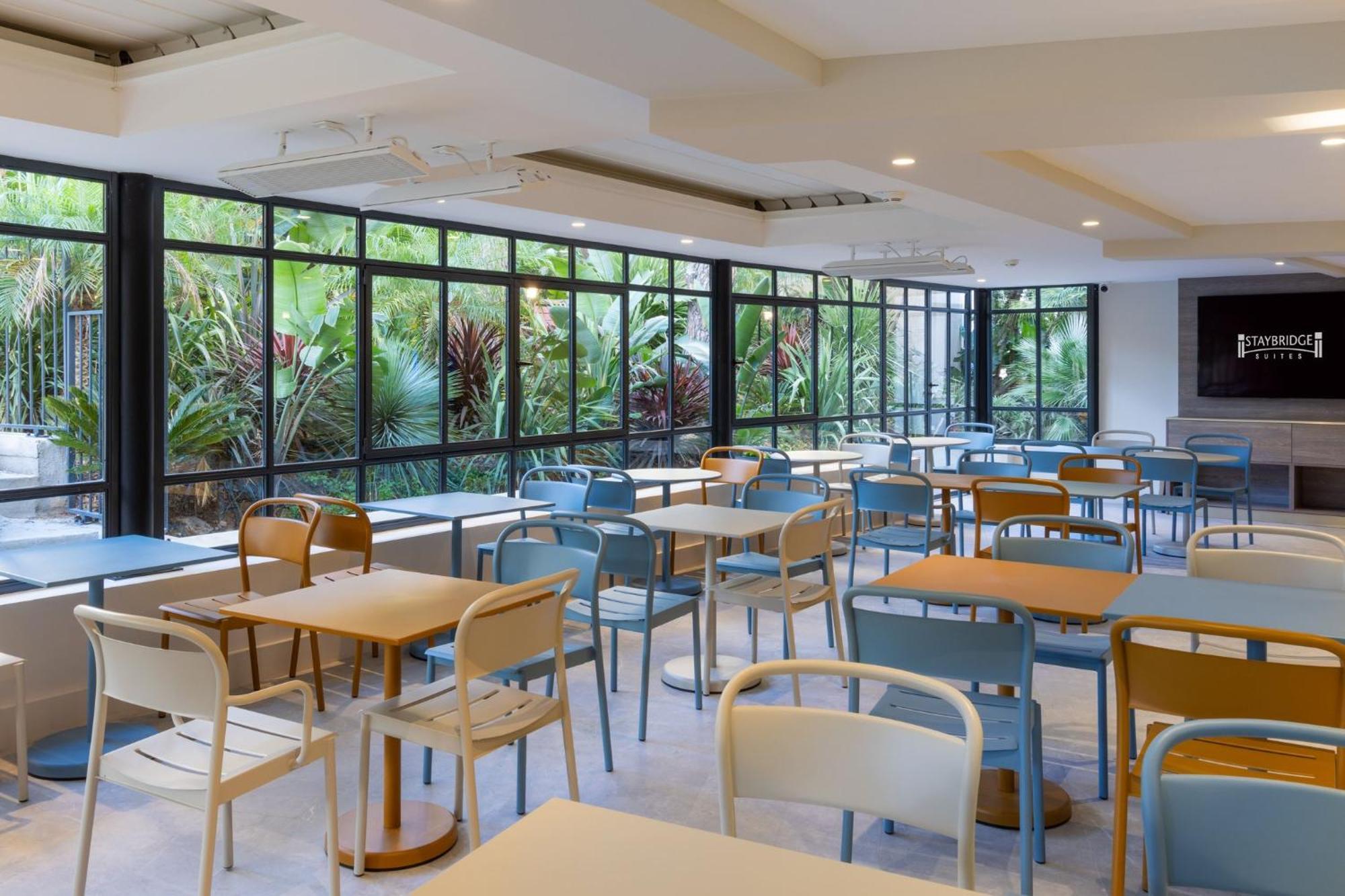 Staybridge Suites - Cannes Centre By Ihg Exteriör bild