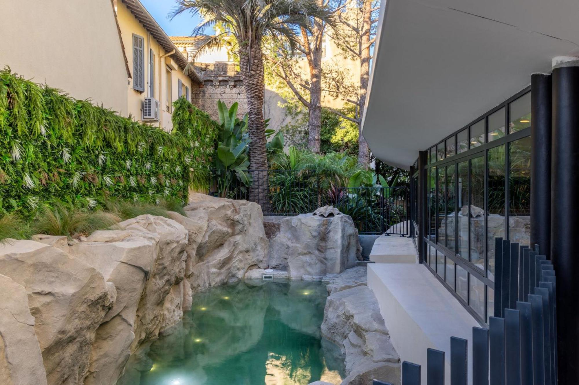 Staybridge Suites - Cannes Centre By Ihg Exteriör bild