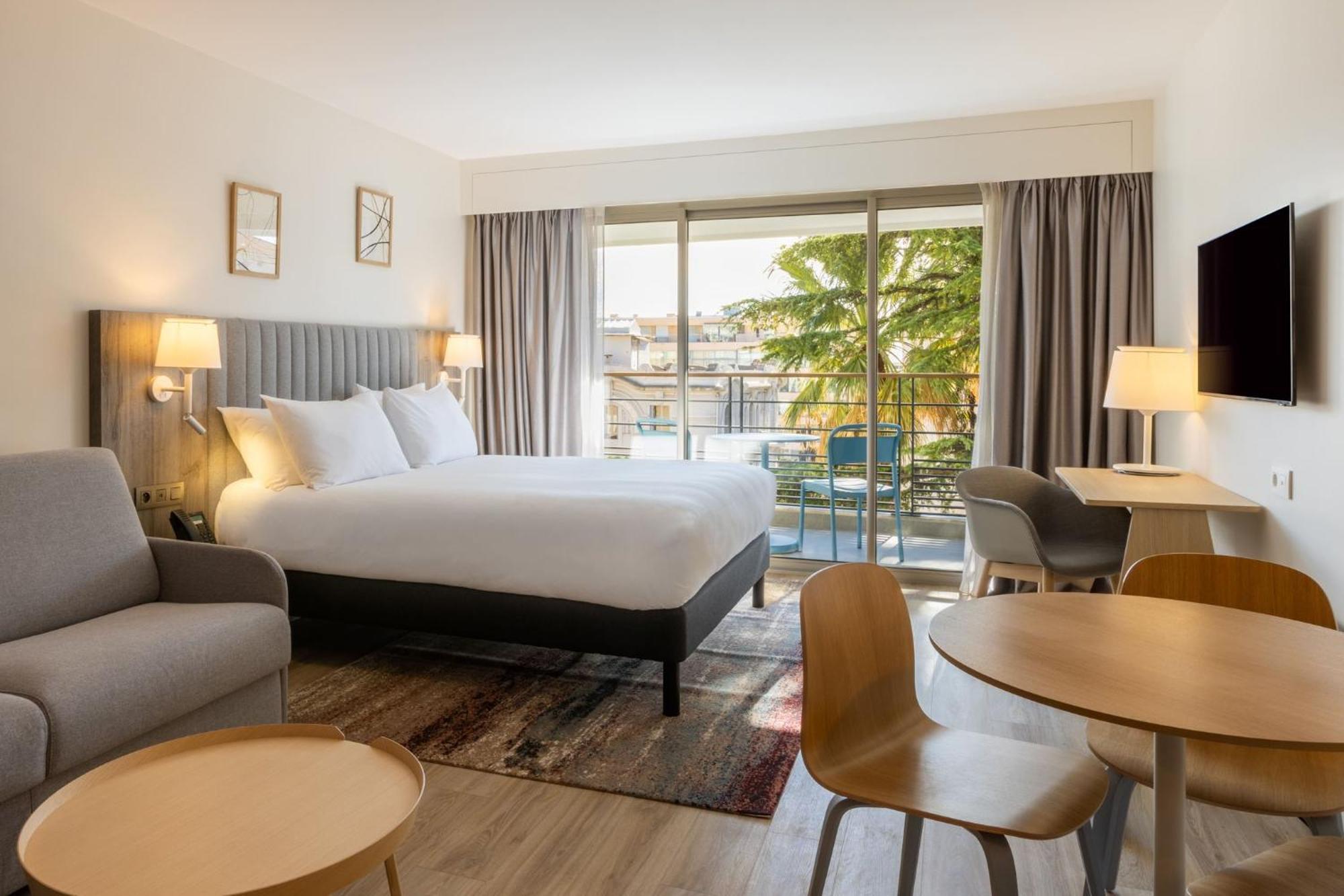 Staybridge Suites - Cannes Centre By Ihg Exteriör bild