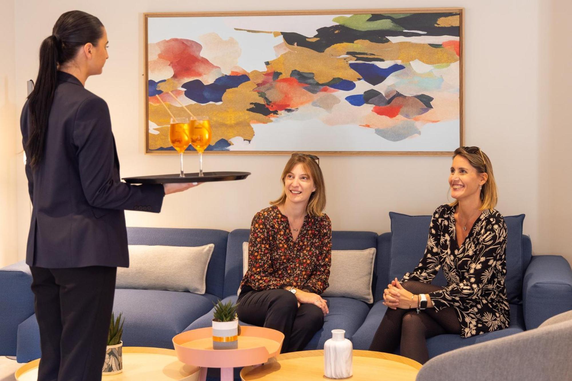 Staybridge Suites - Cannes Centre By Ihg Exteriör bild