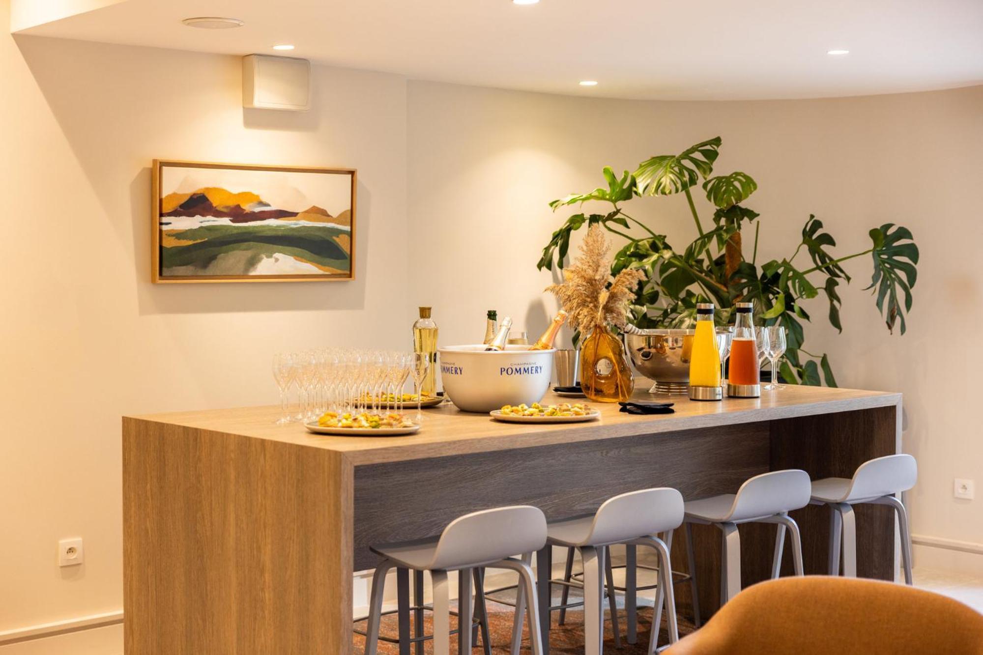 Staybridge Suites - Cannes Centre By Ihg Exteriör bild